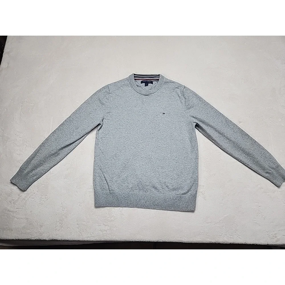 Tommy Hilfiger Grey Crewneck Sweater‎ Men's Size Medium